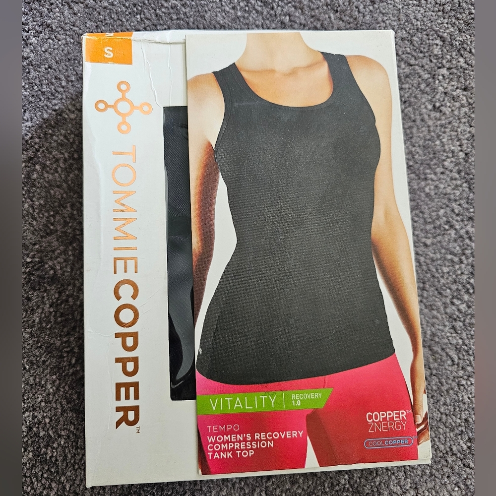 New in box compression vitality tommie copper tank top